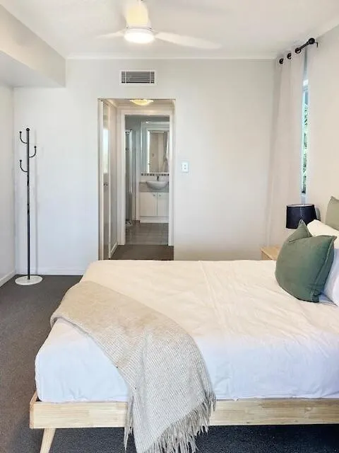Spacious Apartment In The Heart Of Cotton Tree マルーチードール